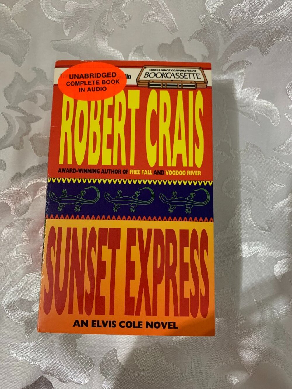 Elvis Cole Ser.: Sunset Express by Robert Crais (1996, Audio Cassette)
